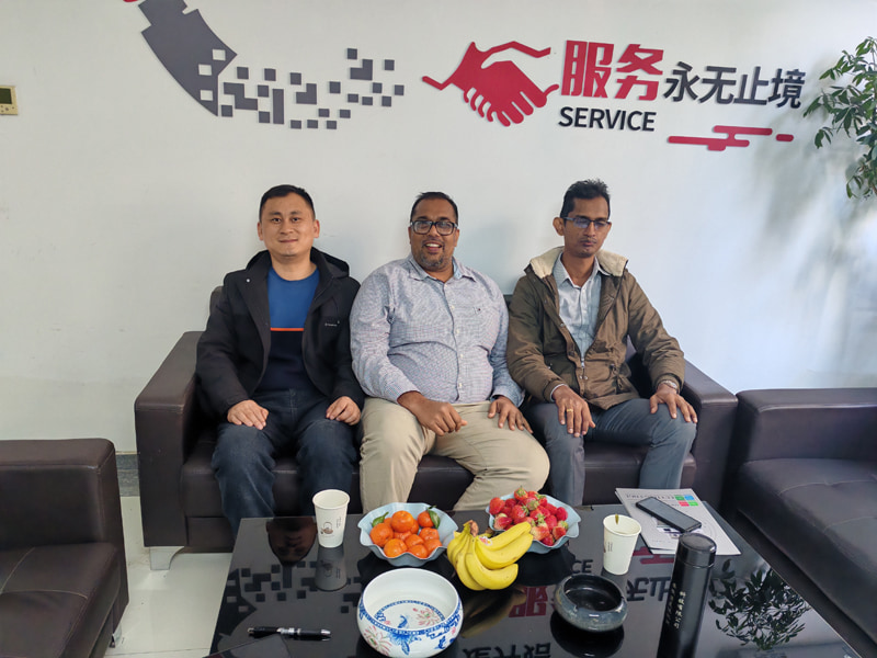 Приветствуем иностранных гостей на заводе TOPSORT!